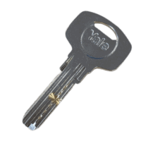 La clé Yale YC1000 / 1000+ est une clé à points réversible. On peut l'utiliser dans les deux sens. Elle n'est pas protégée contre la copie et le cylindre offre un niveau de protection d'entrée de gamme.